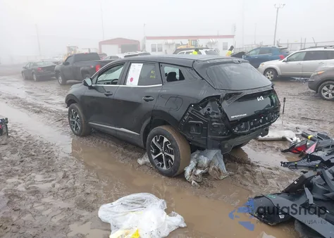 2023 Kia Sportage Hybrid Ex z USA, uszkodzony, nr VIN KNDPVCAG2P7067116